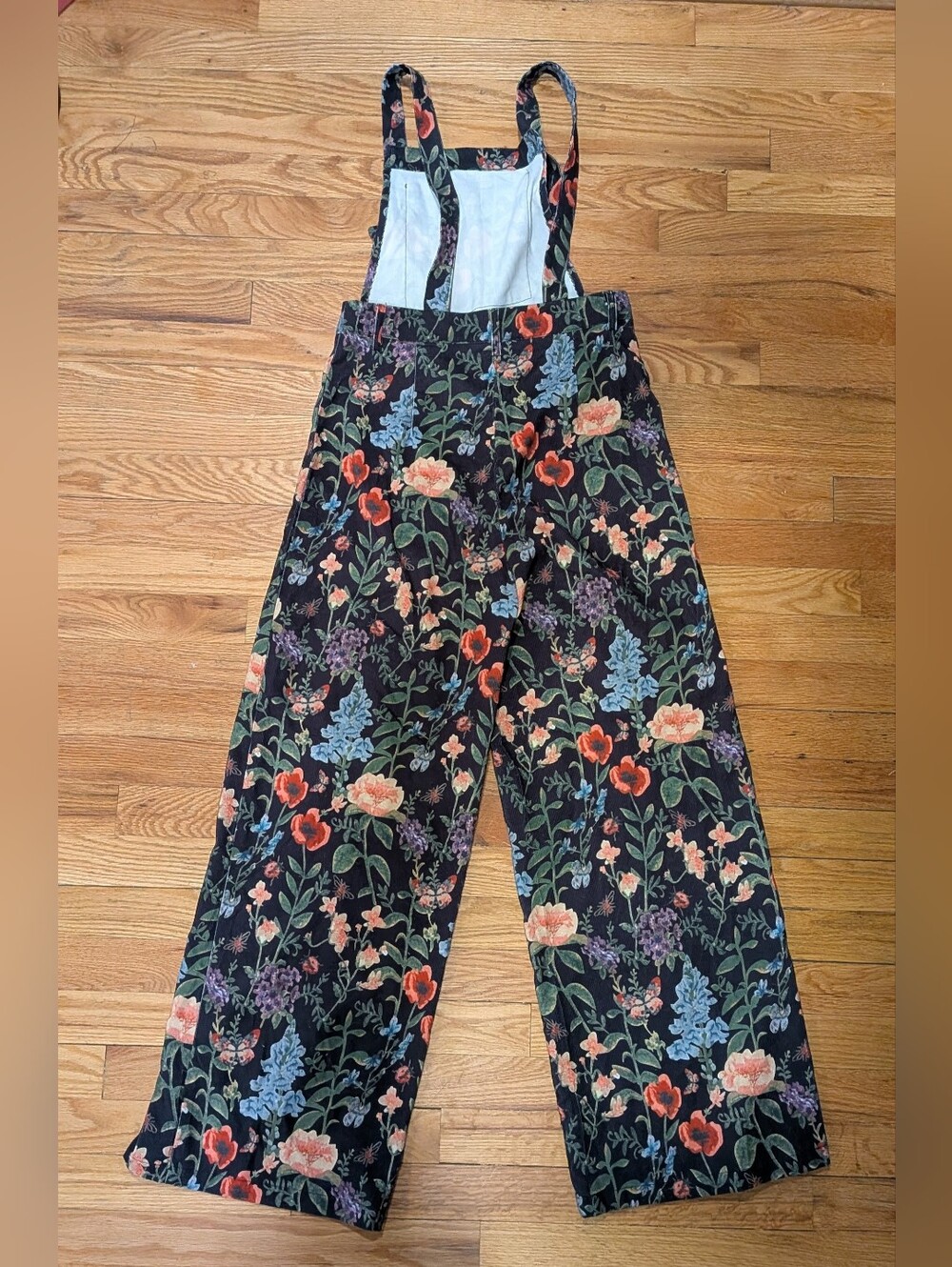 Cider Floral Wide-Leg Overalls in Black - Picture 3 of 6